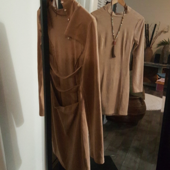 NWT SUEDE DRESS SIZE MEDIUM WITH BACK CUT OUT - Picture 6 of 11
